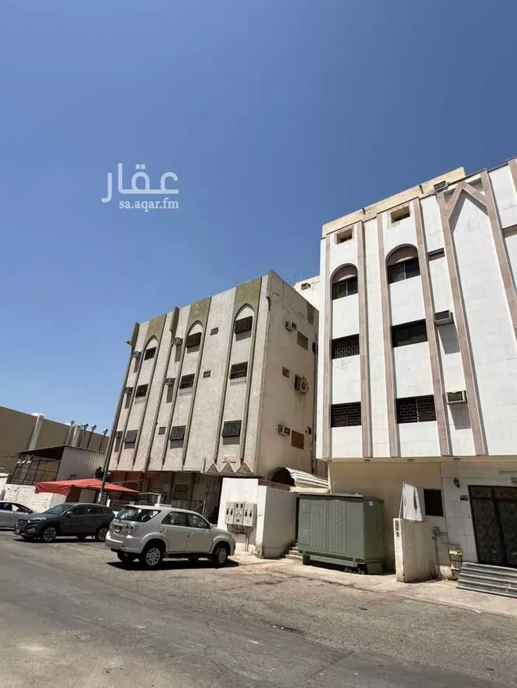 عمارة للبيع في شارع حرقوص العنبري, حي قربان, مدينة المدينة المنورة, منطقة المدينة المنورة صورة 3