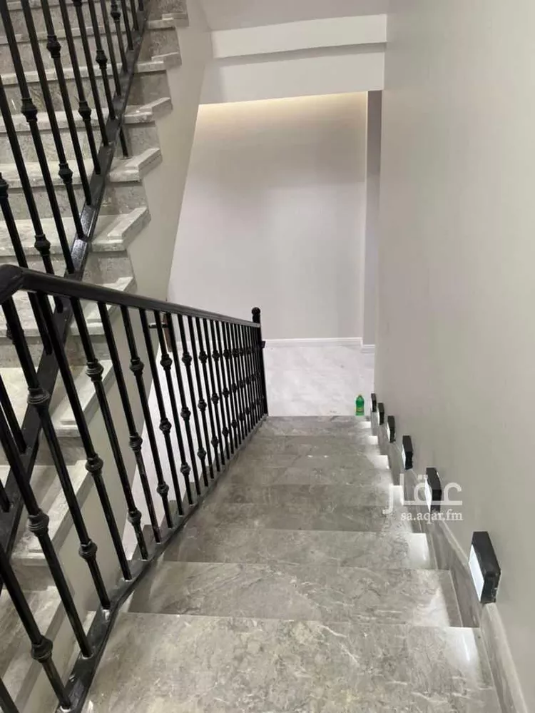 فيلا للإيجار في شارع عبدالرحمن ابن محمد الدفع, حي الحساء, مدينة المدينة المنورة, منطقة المدينة المنورة صورة 3