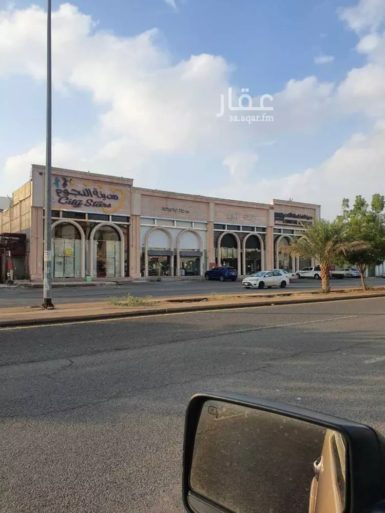 محل للإيجار في شارع ثابت ابن خالد ابن النعمان, حي الدفاع, مدينة المدينة المنورة, منطقة المدينة المنورة