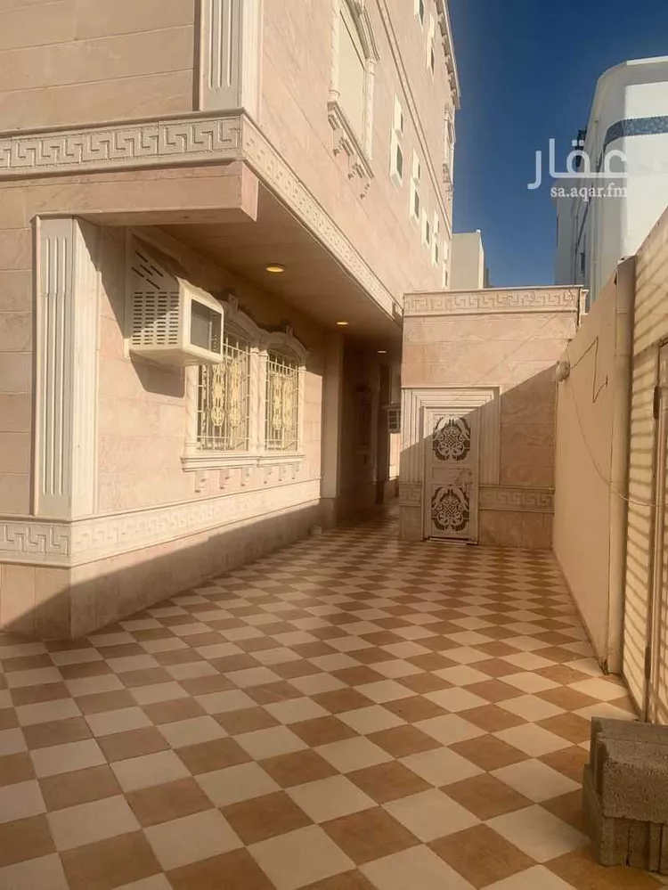 فيلا للإيجار في شارع عبدالواحد ابن عبدالرحمن ابن هلال, حي أبوبريقاء, مدينة المدينة المنورة, منطقة المدينة المنورة صورة 3