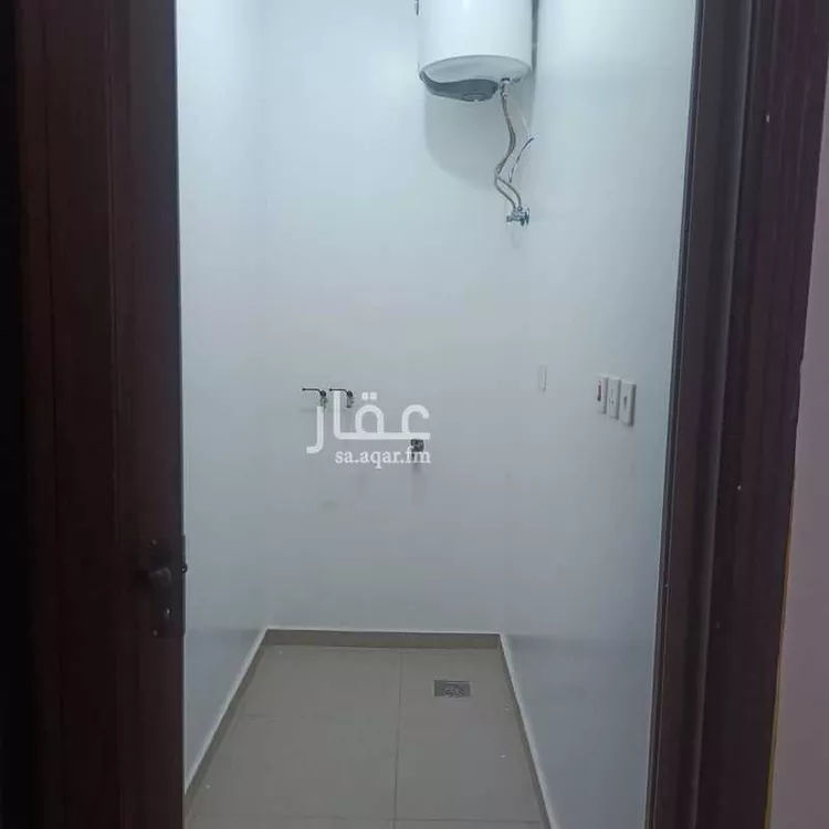 شقة للإيجار في شارع احمد بن الحارث الغساني, حي شوران, مدينة المدينه المنوره, منطقة المدينة المنورة صورة 3