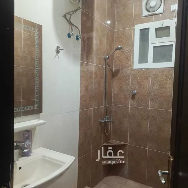 شقة للإيجار في شارع احمد بن الحارث الغساني, حي شوران, مدينة المدينه المنوره, منطقة المدينة المنورة