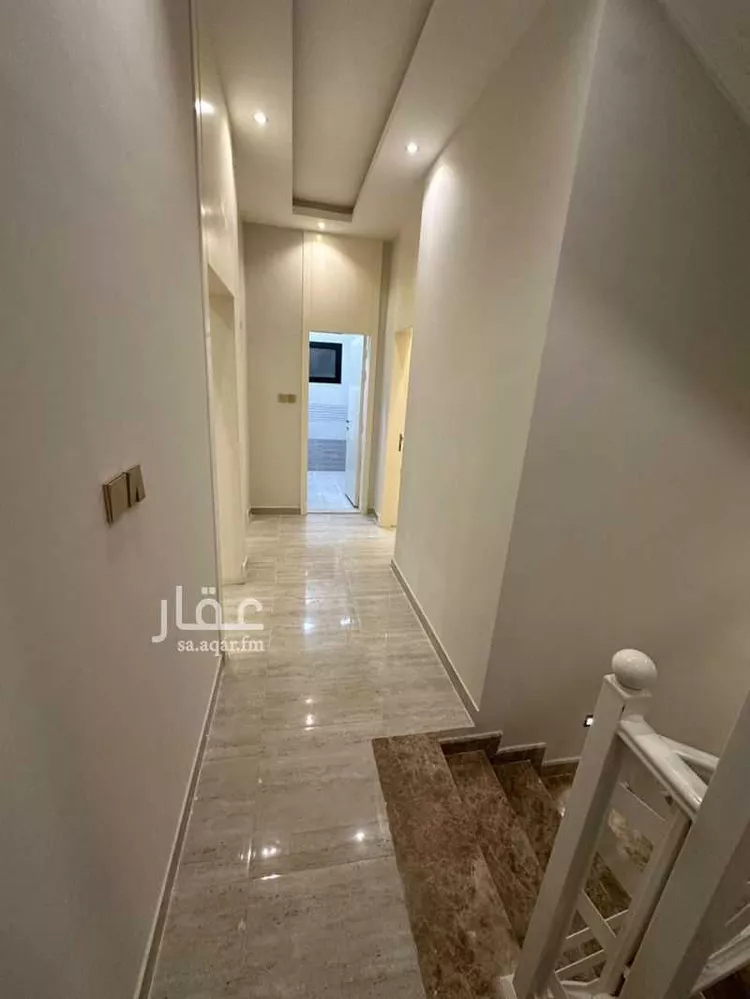 فيلا للإيجار في شارع عمر بن مسعود, حي الراكة الجنوبية, مدينة الخبر, المنطقة الشرقية صورة 2