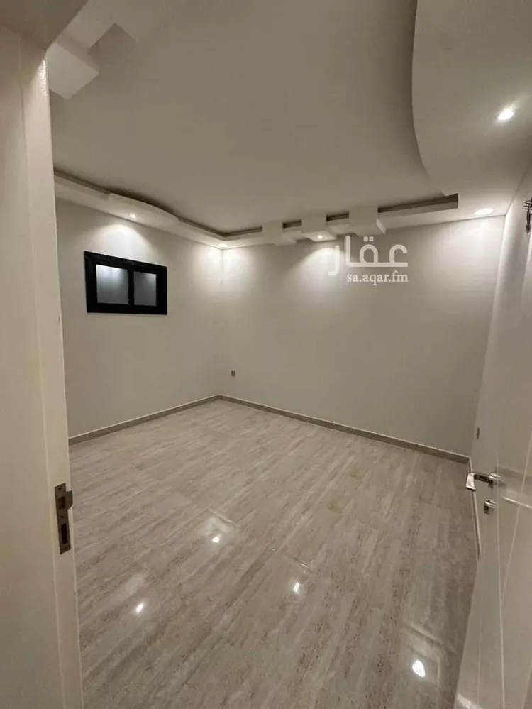 فيلا للإيجار في شارع عمر بن مسعود, حي الراكة الجنوبية, مدينة الخبر, المنطقة الشرقية 8