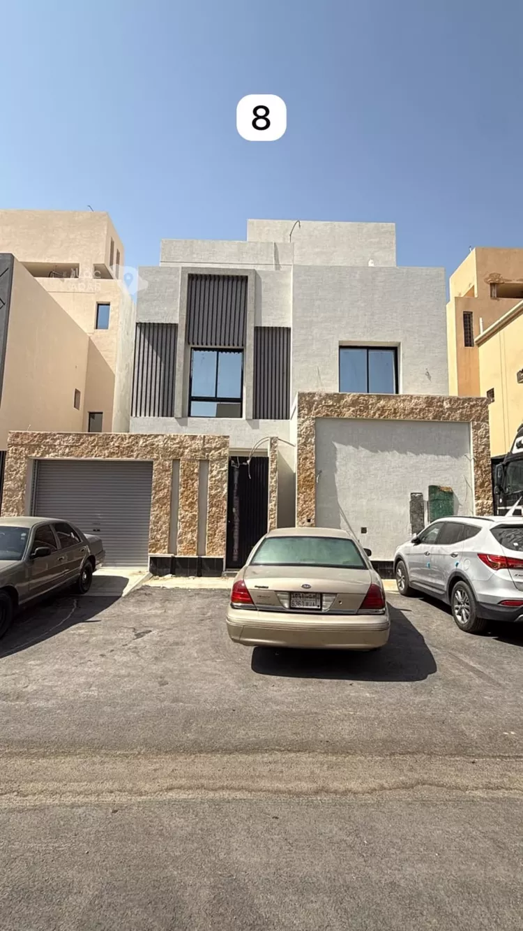 Floor for Sale in Riyadh Al Aziziyah 6