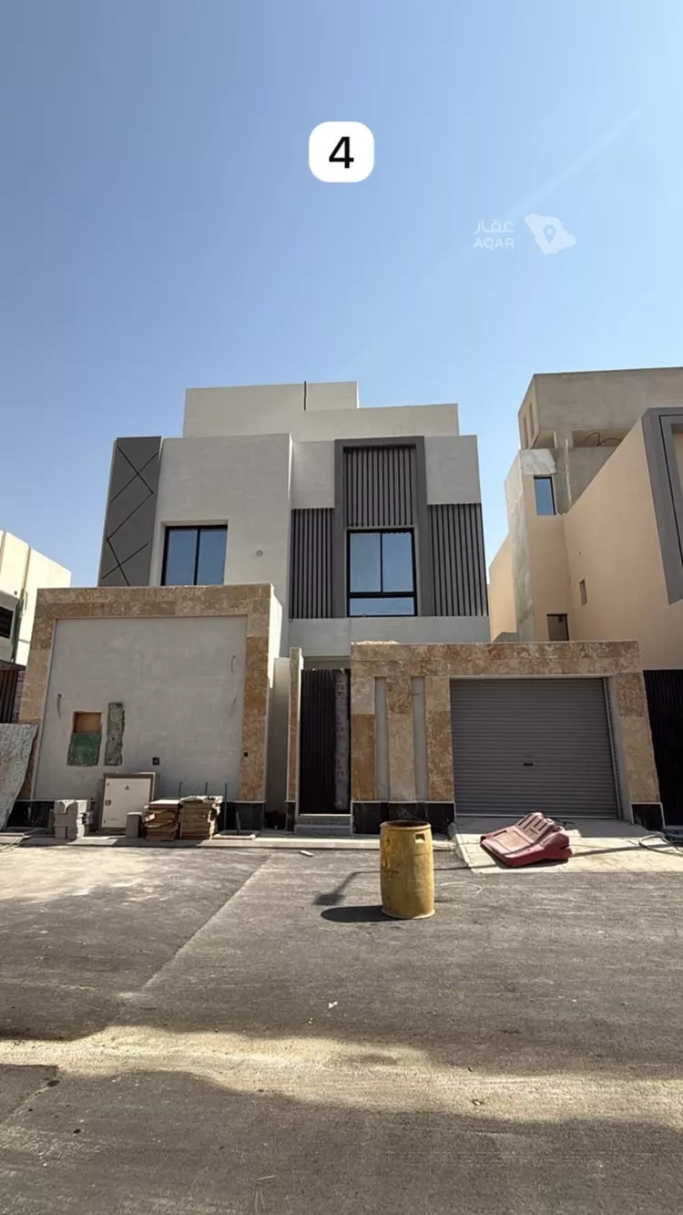Floor for Sale in Riyadh Al Aziziyah 5