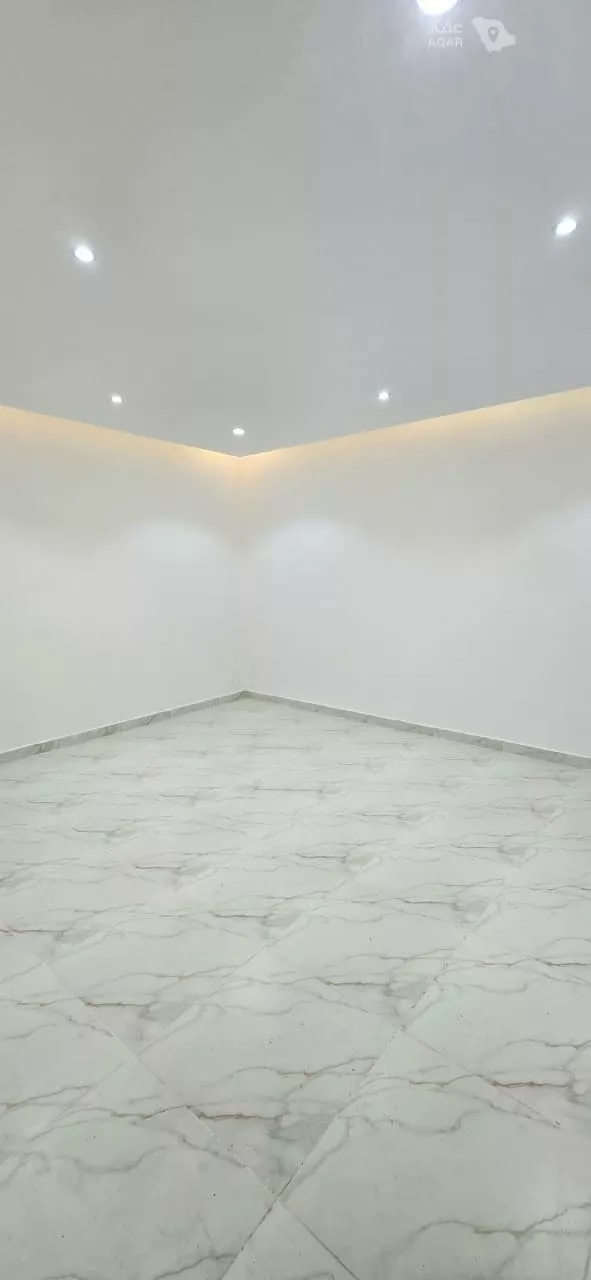عمارة للبيع في شارع ثابت بن حزم, حي أم الحمام الشرقي, مدينة الرياض, منطقة الرياض 3