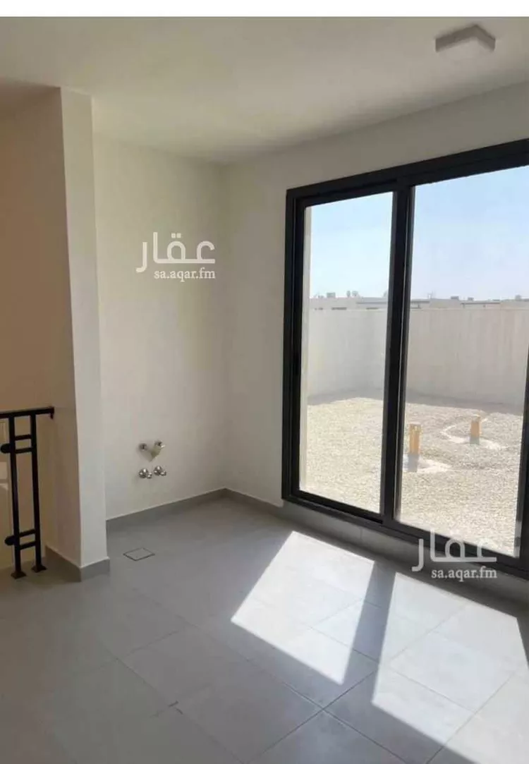 فيلا للإيجار في شارع الامير فيصل بن بندر بن عبدالعزيز الفرعي ، حي مطار الملك خالد الدولي ، الرياض ، منطقة الرياض صورة 4