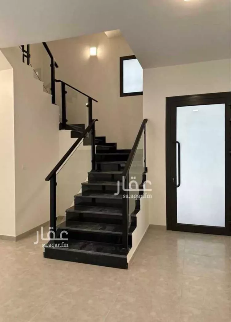 فيلا للإيجار في شارع الامير فيصل بن بندر بن عبدالعزيز الفرعي ، حي مطار الملك خالد الدولي ، الرياض ، منطقة الرياض صورة 3