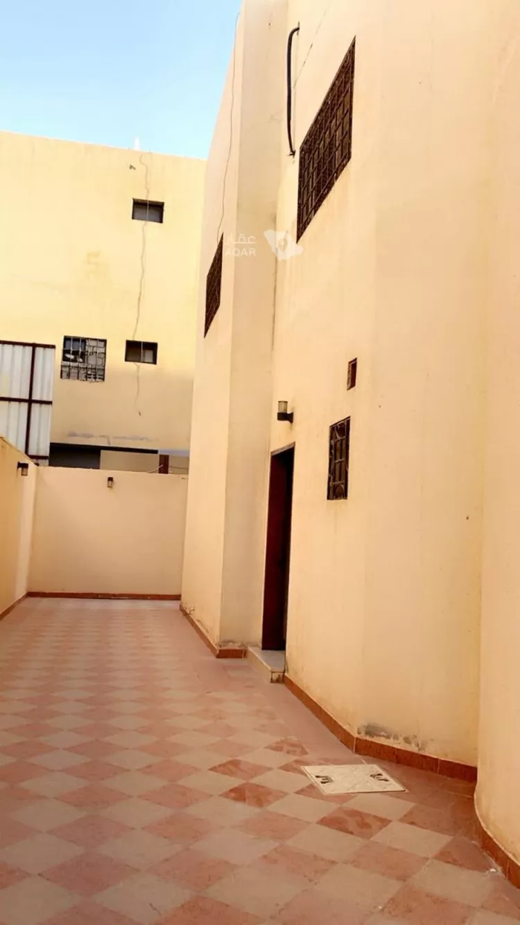 فيلا للإيجار في شارع المستنجدي, حي اليرموك, مدينة الرياض, منطقة الرياض 4