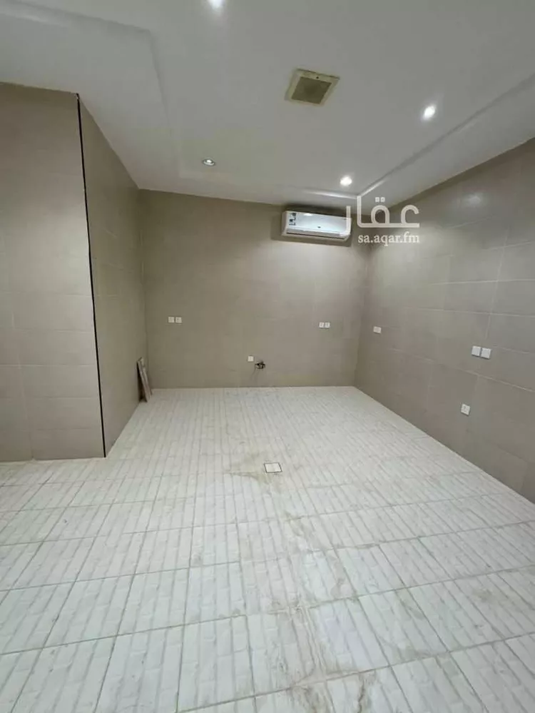 فيلا للإيجار في شارع عبدالعزيز الخويطر, حي القيروان, مدينة الرياض, منطقة الرياض صورة 4