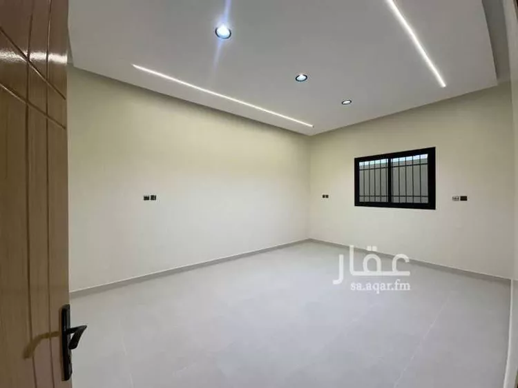 دور للبيع في شارع عامر بن اميه, حي المدائن, مدينة حائل, منطقة حائل صورة 3