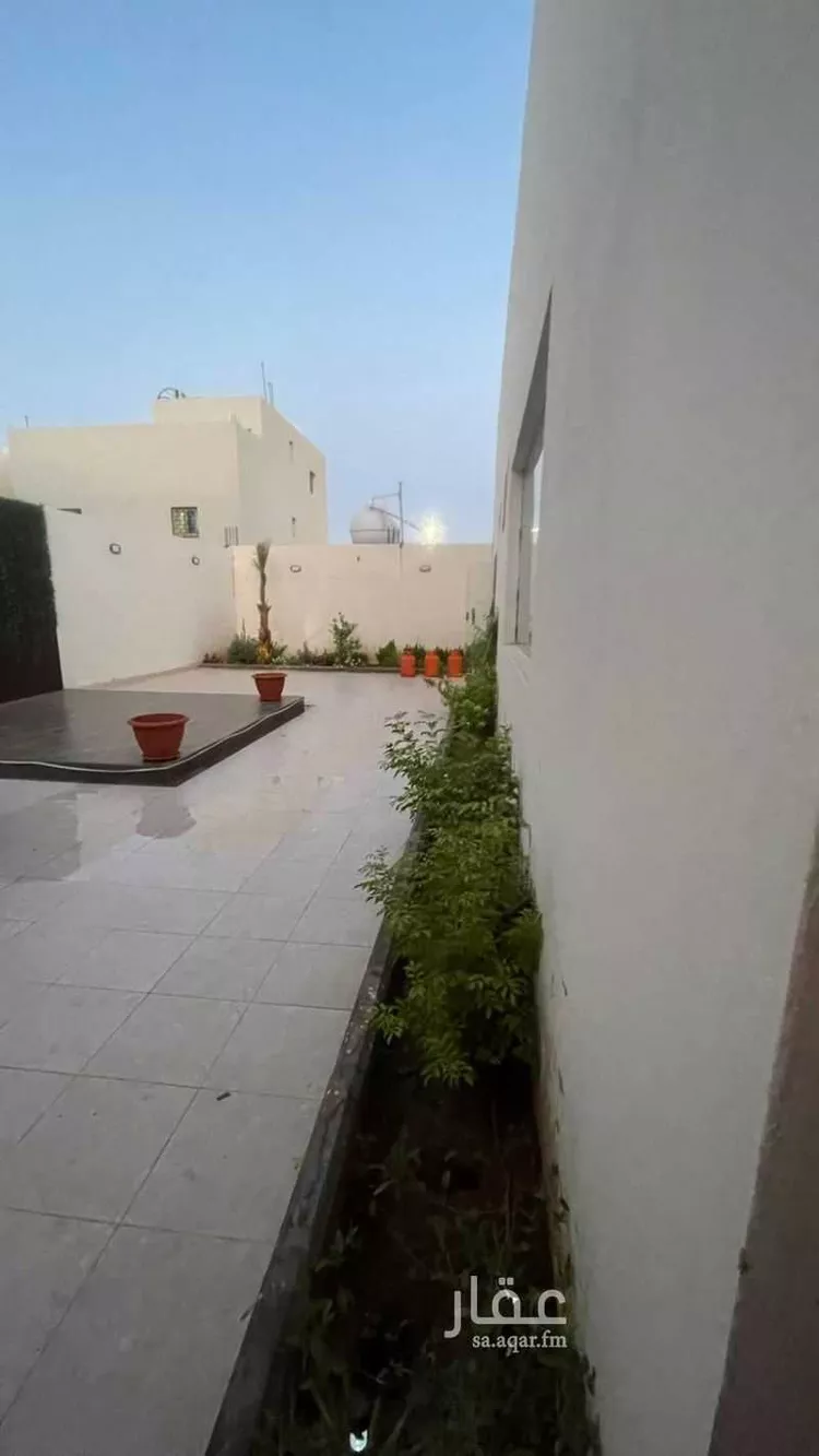 فيلا للبيع في شارع عبدالله ابن اعين, حي الوادي, مدينة حائل, منطقة حائل صورة 3