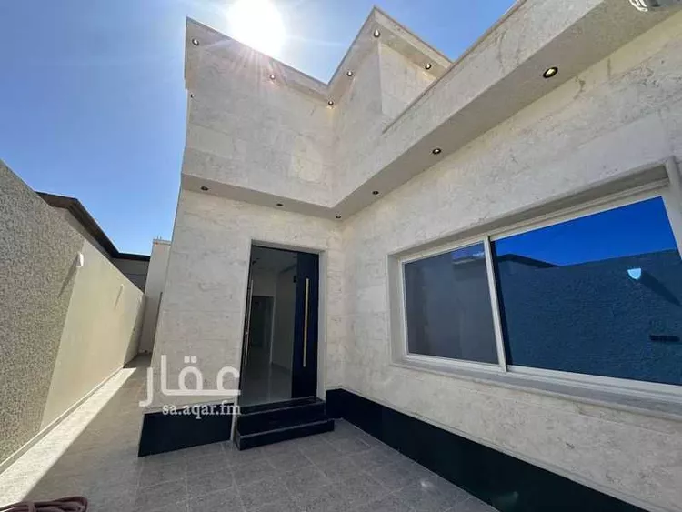 دور للبيع في شارع ابراهيم ال ابراهيم, حي اللقيطه, مدينة حائل, منطقة حائل صورة 2