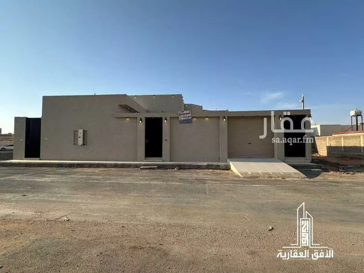 دور للبيع في شارع عامر بن اميه, حي المدائن, مدينة حائل, منطقة حائل