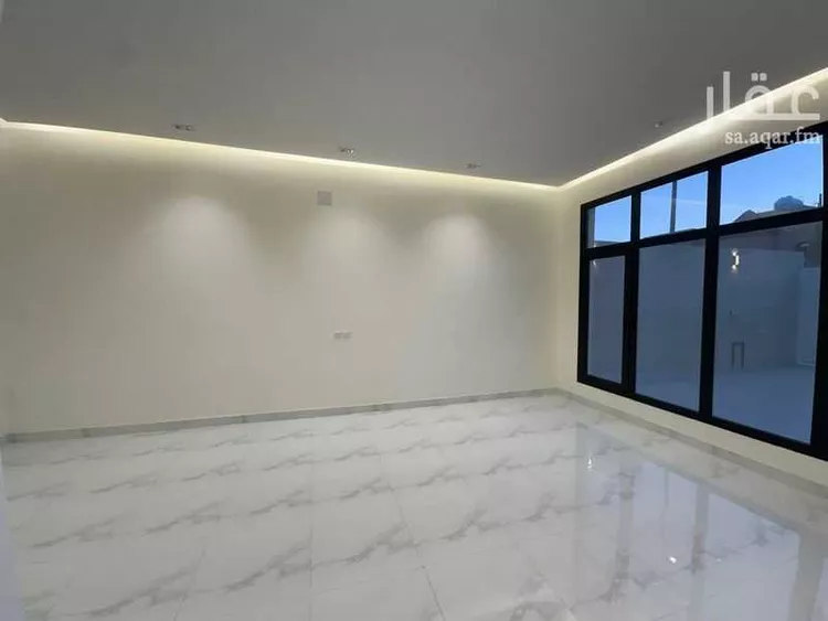 فيلا للبيع في شارع جعفر ابن ابي الحكم, حي الشفاء, مدينة حائل, منطقة حائل صورة 3