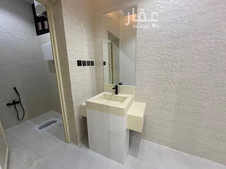 فيلا للبيع في شارع علقمة بن حكيم الفراسي, حي الخزامى, مدينة حائل, منطقة حائل