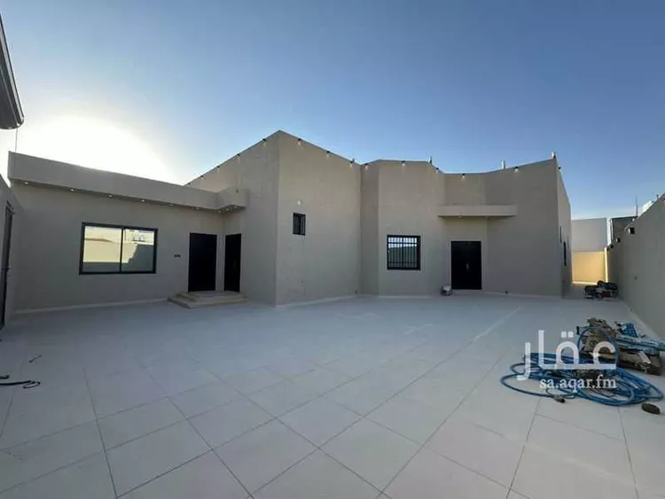 دور للبيع في شارع عامر بن اميه, حي المدائن, مدينة حائل, منطقة حائل صورة 5