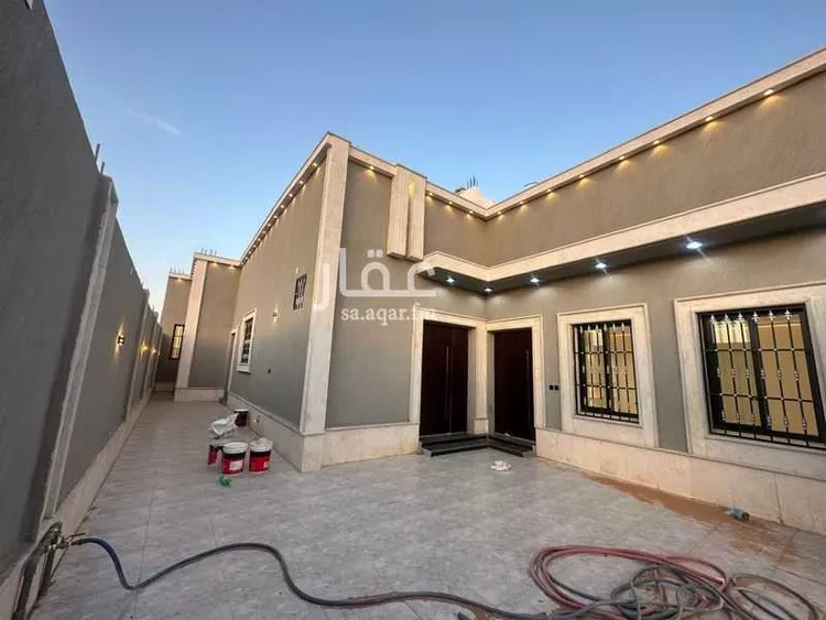 دور للبيع في شارع الشهاب الجازاني, حي ضاحية الملك فهد, مدينة حائل, منطقة حائل صورة 2