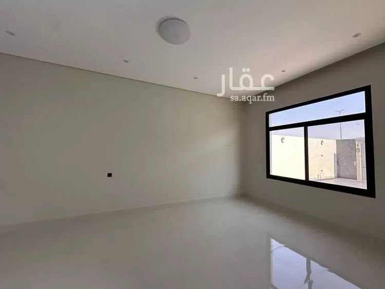 فيلا للبيع في شارع حمران ابن جابر اليمامي, حي الشفاء, مدينة حائل, منطقة حائل صورة 3