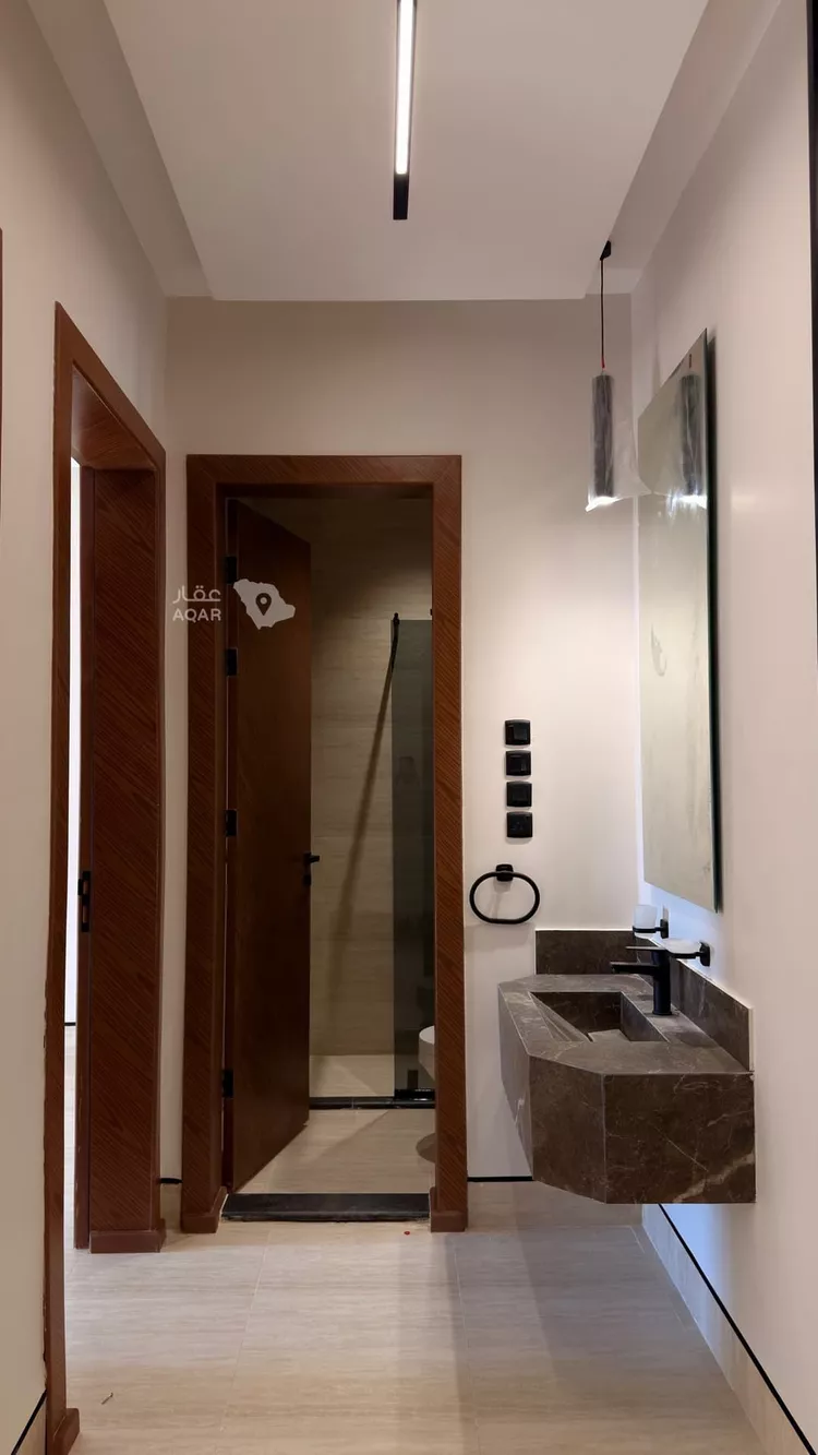 فيلا للبيع في شارع المعلى بن الفضل الازدي, حي الدفاع, مدينة المدينة المنورة, منطقة المدينة المنورة 21