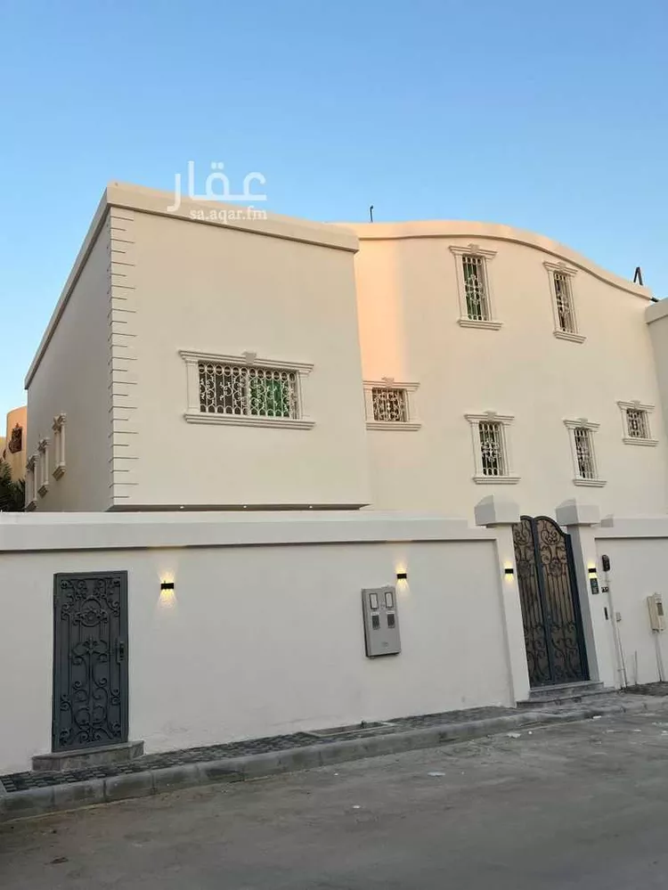 فيلا للإيجار في شارع المركز ، حي الوادي ، الرياض ، منطقة الرياض صورة 3