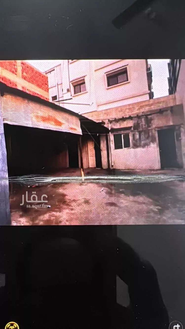 مستودع للإيجار في شارع سعد بن ابي وقاص ، حي أم العراد ، الطائف ، الطائف