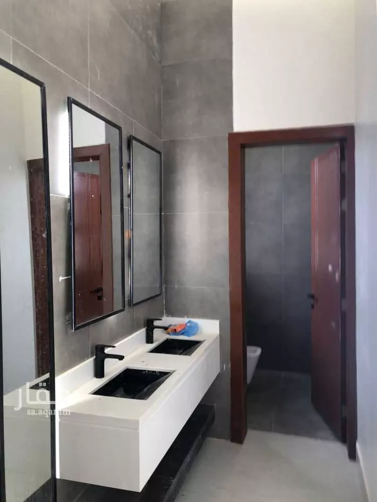 دور للبيع في شارع 001, حي النظيم, مدينة الرياض, منطقة الرياض صورة 2