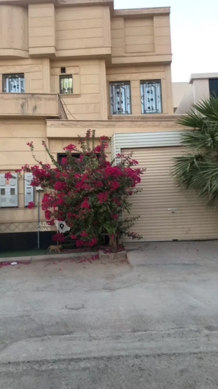 فيلا للبيع في شارع محمد سرور الصباغ, حي الرمال, مدينة الرياض, منطقة الرياض صورة 3