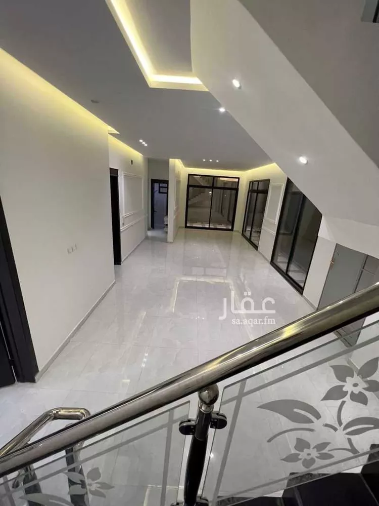 فيلا للبيع في شارع محمود عبدالله قاري, حي الرمال, مدينة الرياض, منطقة الرياض 6