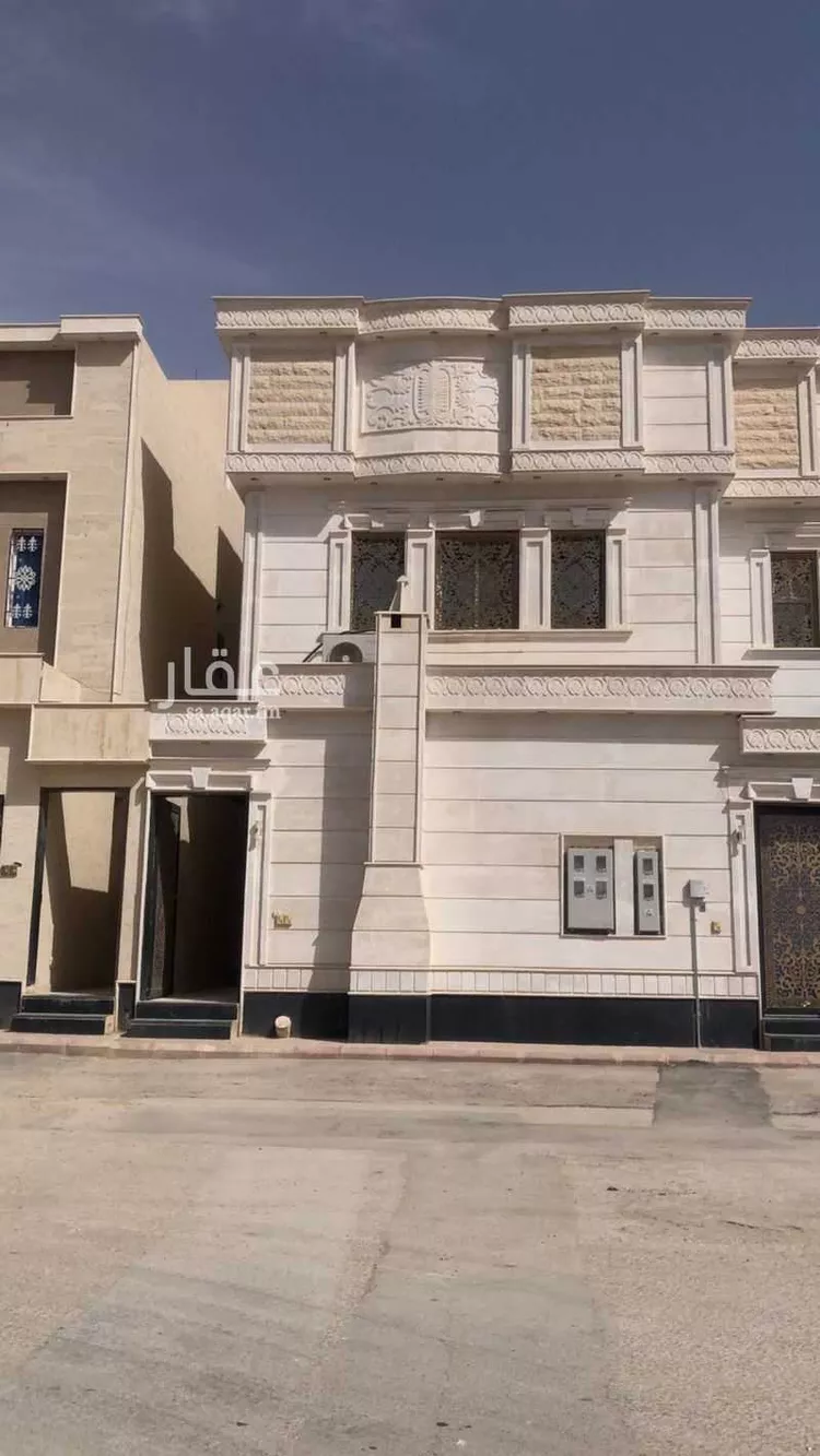 فيلا للبيع في شارع محمد بن طاهر الكردي, حي الرمال, مدينة الرياض, منطقة الرياض