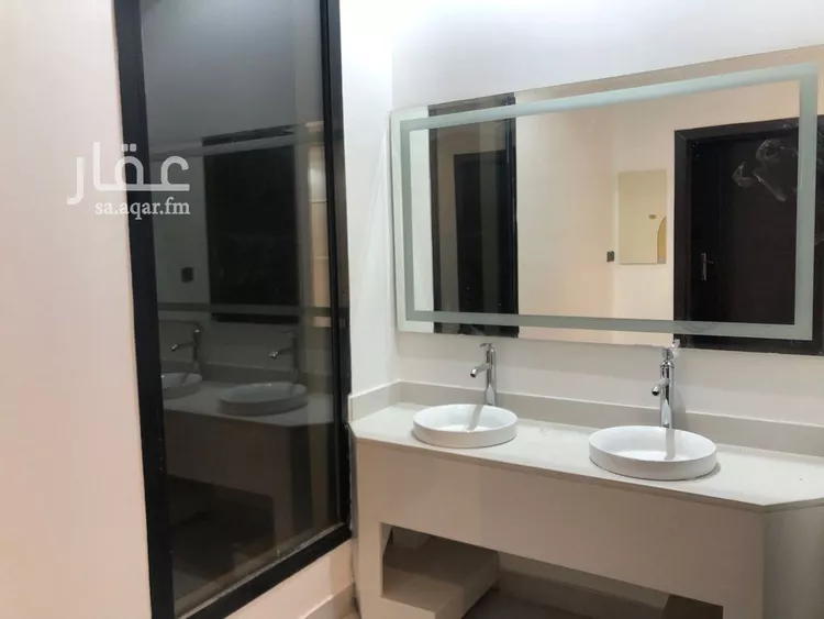 فيلا للإيجار في شارع ابي رفاعه العدوي, حي الرمال, مدينة الرياض, منطقة الرياض