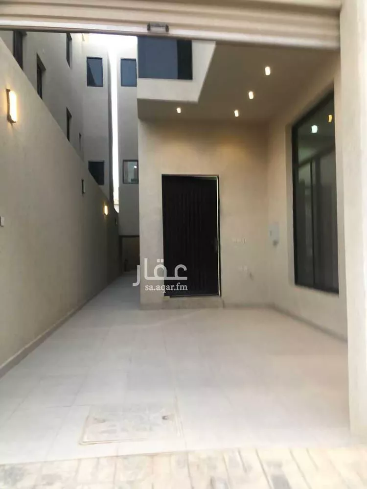 فيلا للبيع في شارع أحمد بشناق, حي الرمال, مدينة الرياض, منطقة الرياض صورة 5