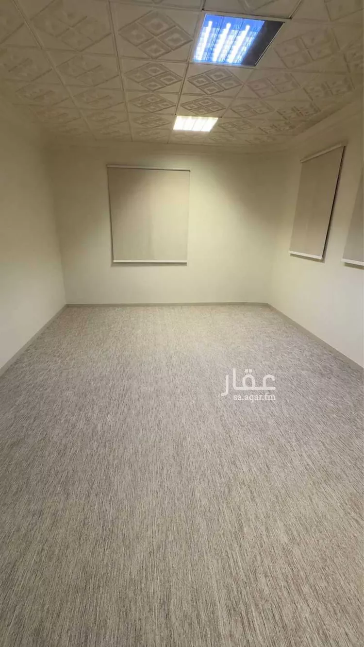 فيلا للبيع في شارع خليج السويس, حي العقيق, مدينة الرياض, منطقة الرياض 8