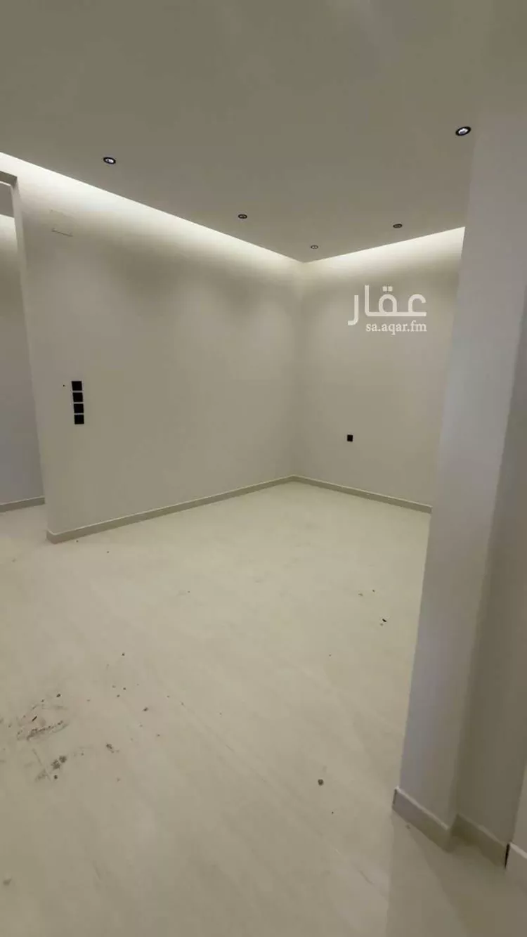 شقة للإيجار في شارع 6269990, حي الجامعة, مدينة المزاحمية, منطقة الرياض صورة 3