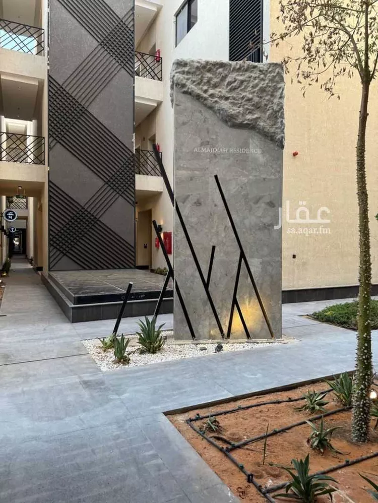 شقة للإيجار في شارع محمد بن عبدالعزيز الدغيثر, حي الملقا, مدينة الرياض, منطقة الرياض صورة 2