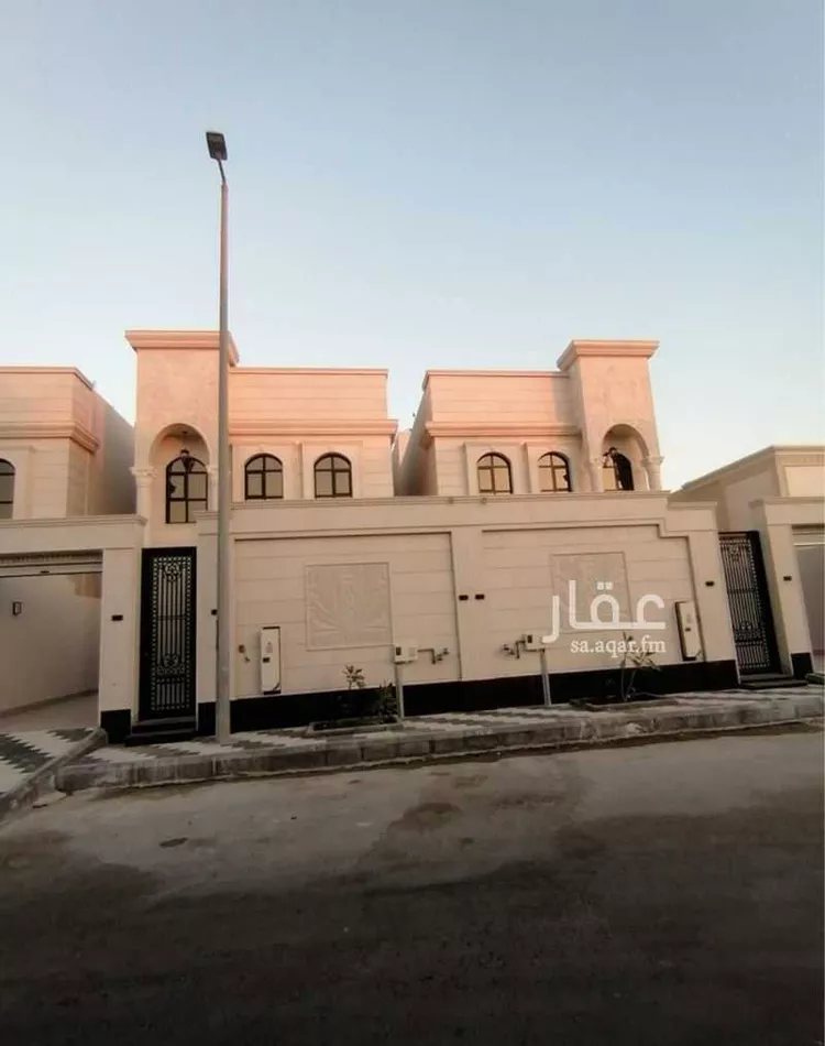 فيلا للبيع في شارع الهفوف, حي الصواري, مدينة الخبر, المنطقة الشرقية صورة 2