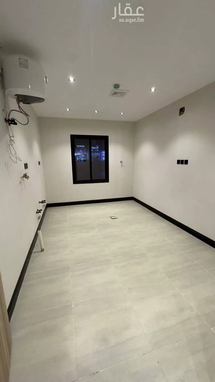 عمارة للبيع في شارع سلطان بن نمر, حي الرمال, مدينة الرياض, منطقة الرياض صورة 4