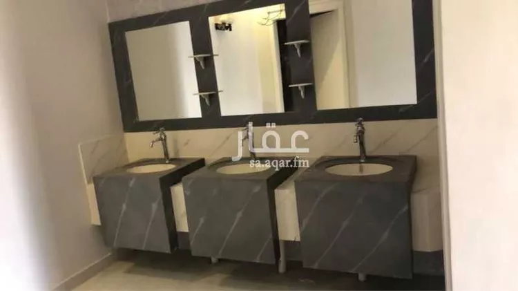 فيلا للبيع في شارع أبي الفضل الموفق, حي الرمال, مدينة الرياض, منطقة الرياض صورة 4