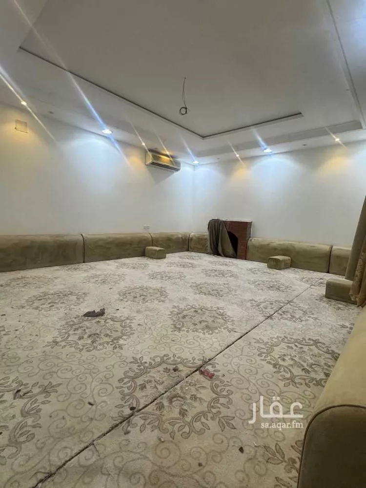 فيلا للبيع في شارع السيد عبدالله شطا, حي الرمال, مدينة الرياض, منطقة الرياض 1 صورة