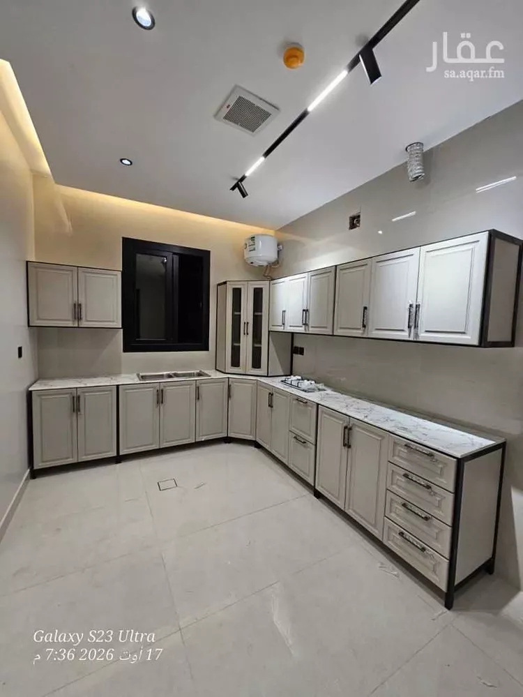 Building for Rent in Riyadh Dhahrat Laban 14