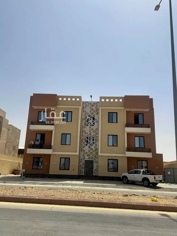 عمارة للإيجار في شارع رقم 208, حي ظهرة لبن, مدينة الرياض, منطقة الرياض صورة 2