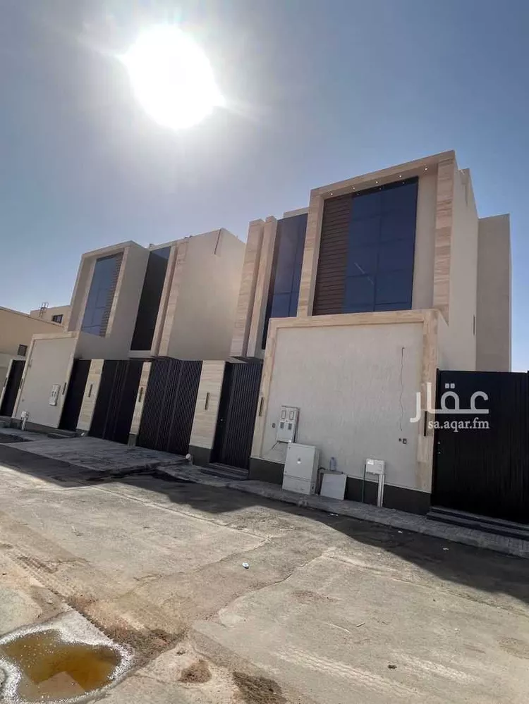 فيلا للبيع في شارع صالح محمد جمال, حي الرمال, مدينة الرياض, منطقة الرياض صورة 2
