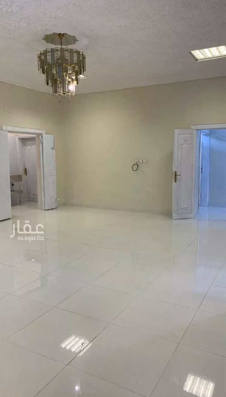 دور للإيجار في شارع خراشه بن الحارث المرادي ، حي المطار ، حائل ، منطقة حائل صورة 5