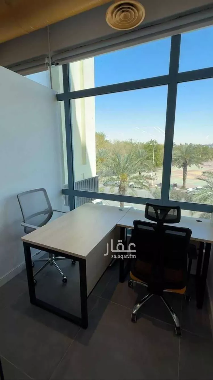 مكتب تجاري للإيجار في شارع الملك عبدالعزيز ابن عبدالرحمن سعود الفرعي, حي العارض, مدينة الرياض, منطقة الرياض 13
