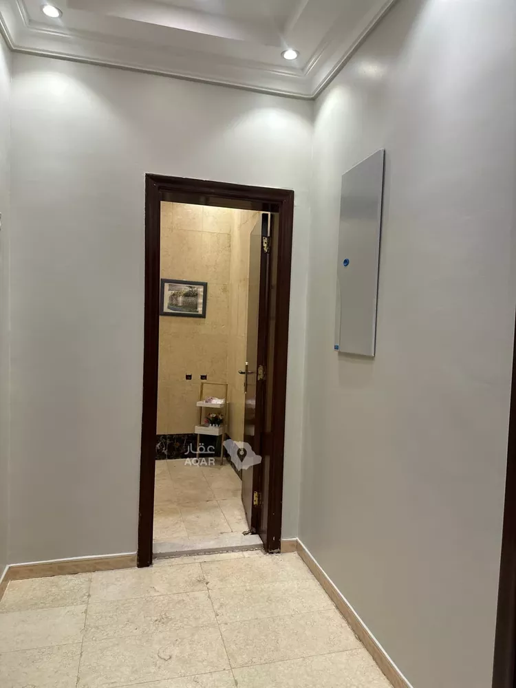 شقة للإيجار في شارع عبدالرحمن ابن خازم, حي وادي مذينب, مدينة المدينة المنورة, منطقة المدينة المنورة 8