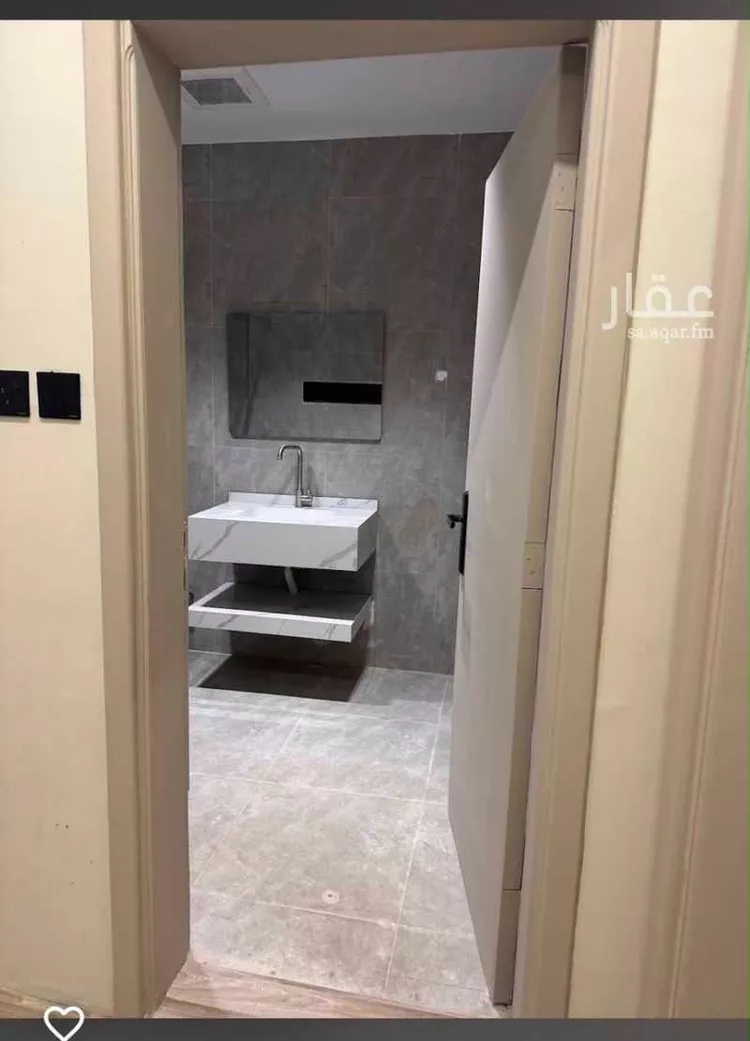 عمارة للبيع في شارع الحديقة, حي النزهة, مدينة أبها, منطقة عسير صورة 5
