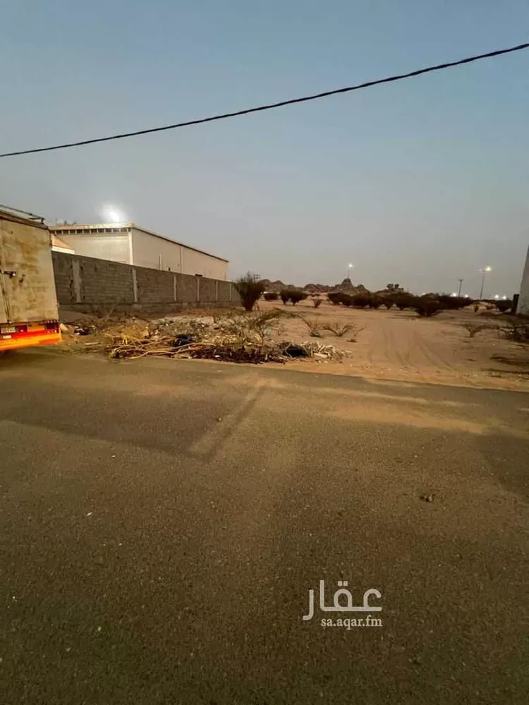 أرض للبيع في شارع الخزان 26, حي الخزان, مدينة بيشة, منطقة عسير صورة 3