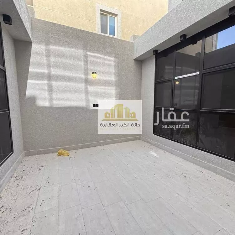 فيلا للبيع في شارع عبد الله بن عباس, حي الأمانة, مدينة الدمام, المنطقة الشرقية صورة 2