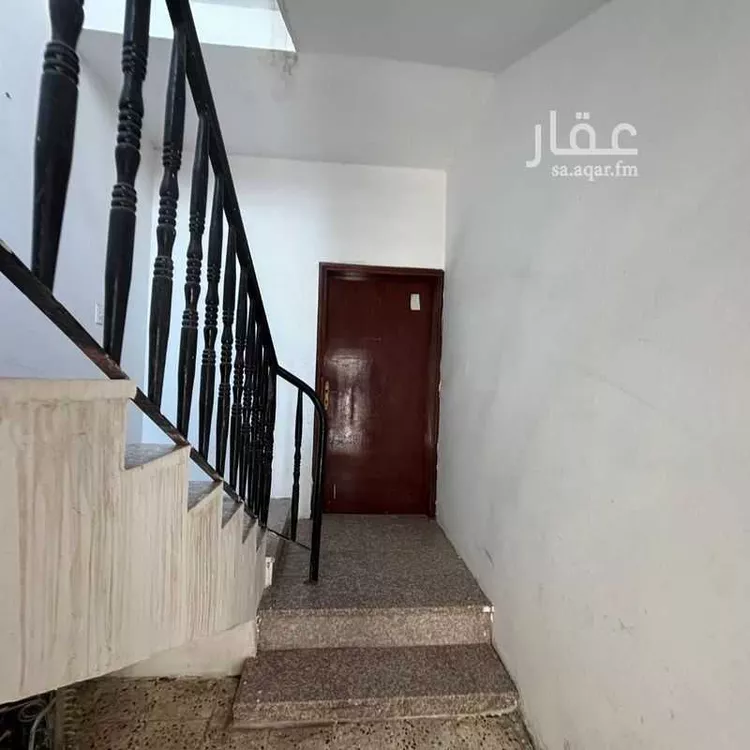 Floor for Sale in Dammam Badr 26